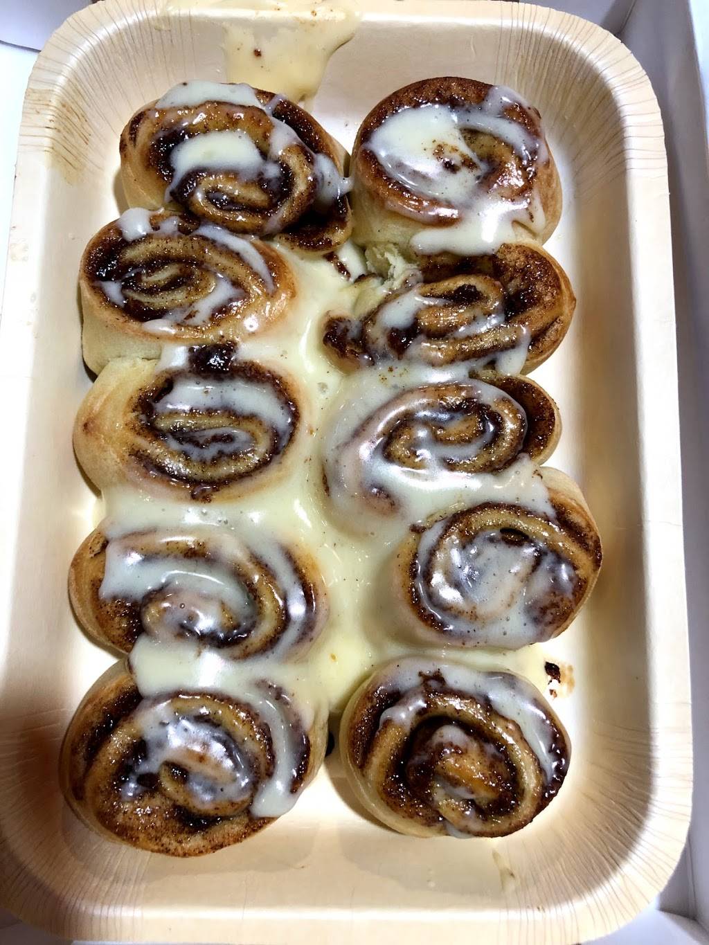 Pizza Hut | restaurant | 7970 Winter Garden Vineland Rd, Windermere, FL 34786, USA | 4079094327 OR +1 407-909-4327