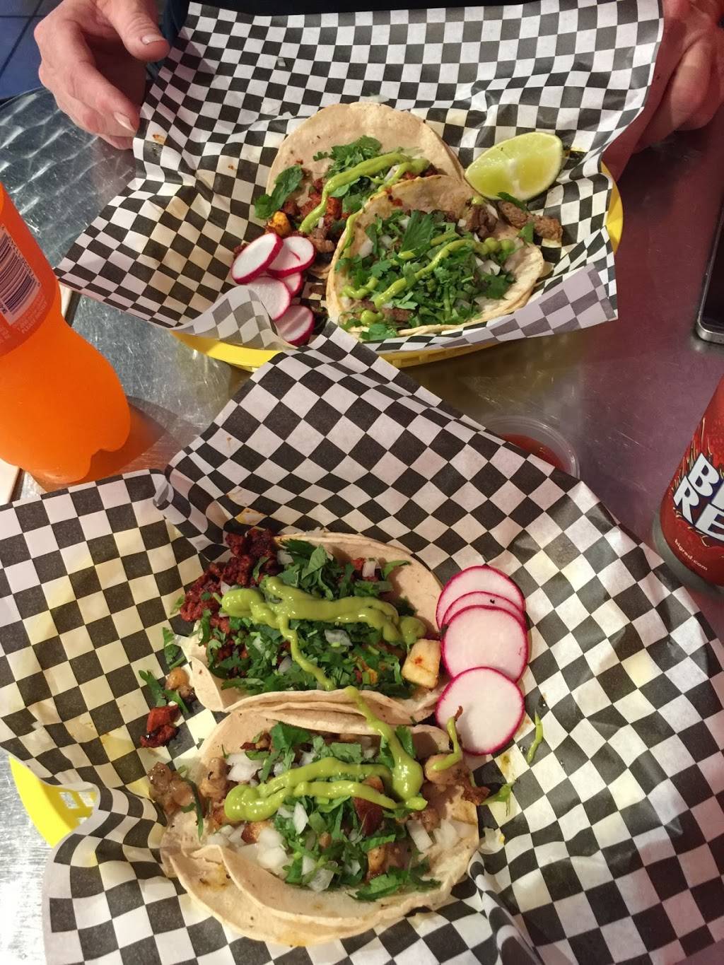 Bandido Taqueria Mexicana | restaurant | 423 University Boulevard, Louisville, KY 40217, USA | 5029967788 OR +1 502-996-7788