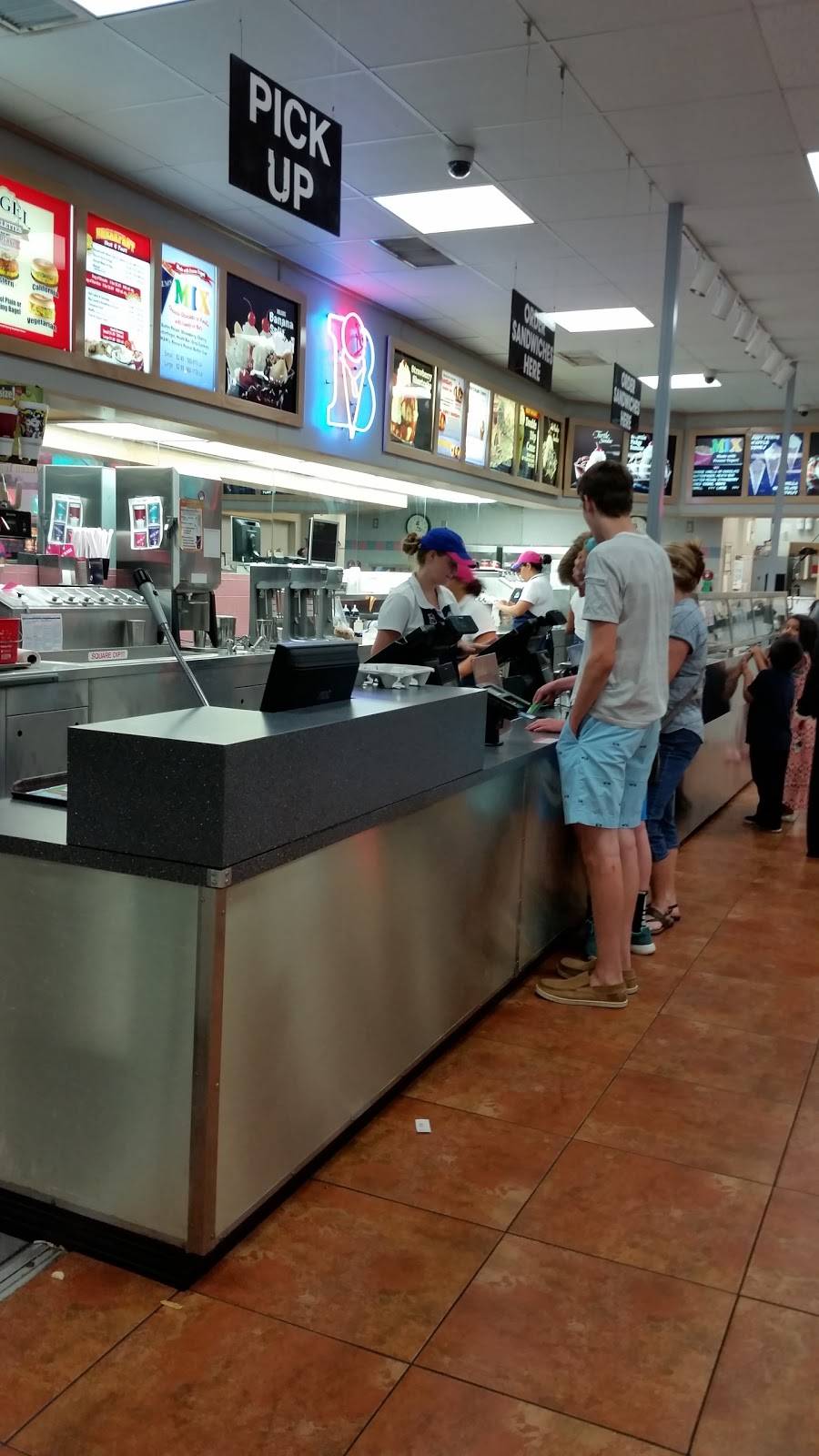 Braums Ice Cream & Burger Restaurant | restaurant | 7101 S Broadway Ave, Tyler, TX 75703, USA | 9035343973 OR +1 903-534-3973