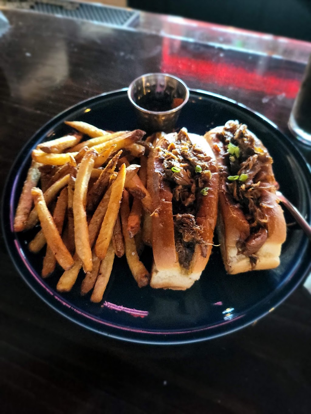 Viking Tavern Restaurant | restaurant | 3299 Wurzbach Rd, San Antonio, TX 78238, USA | 2104550355 OR +1 210-455-0355