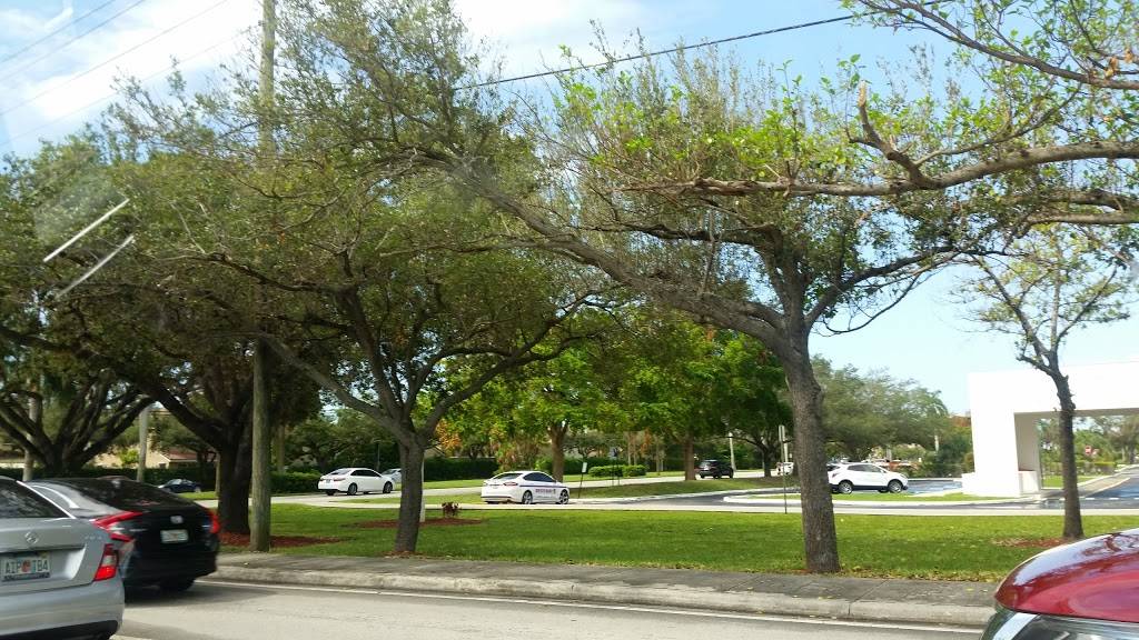 Oriole Golf Club | restaurant | 8000 Margate Blvd, Margate, FL 33063, USA | 9549728140 OR +1 954-972-8140