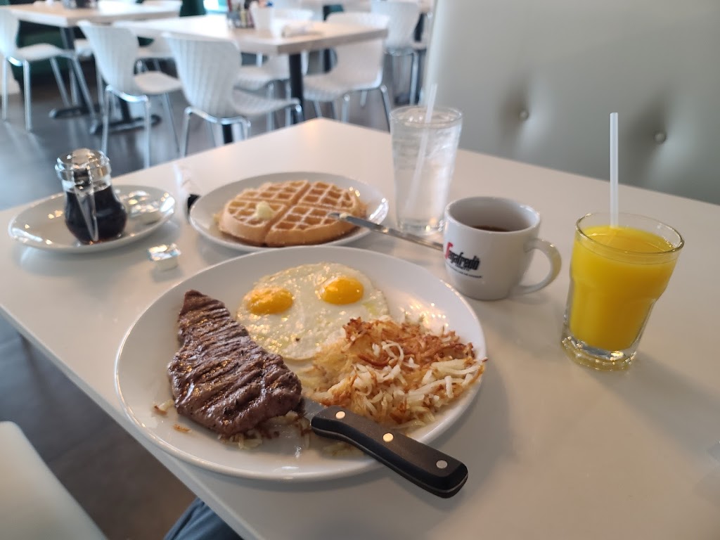 Leos Brunch House | restaurant | 4070 TX-121 STE 200, Carrollton, TX 75010, USA | 4692893738 OR +1 469-289-3738