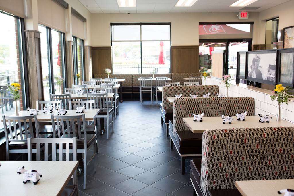Chick-fil-A | restaurant | 4920 W Broad St, Richmond, VA 23230, USA | 8046625662 OR +1 804-662-5662