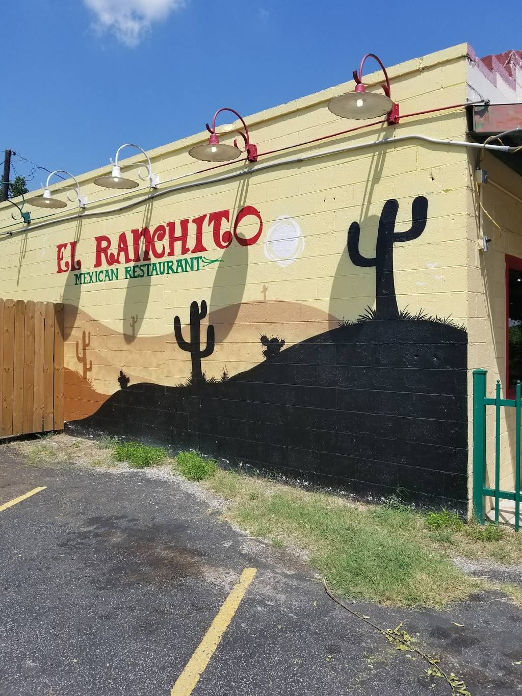 El Ranchito Mexican Restaurant | restaurant | 9016 White Settlement Rd, White Settlement, TX 76108, USA | 8172461411 OR +1 817-246-1411