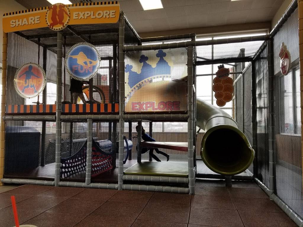 Burger King | restaurant | 159 US-45, Grayslake, IL 60030, USA | 8475486484 OR +1 847-548-6484