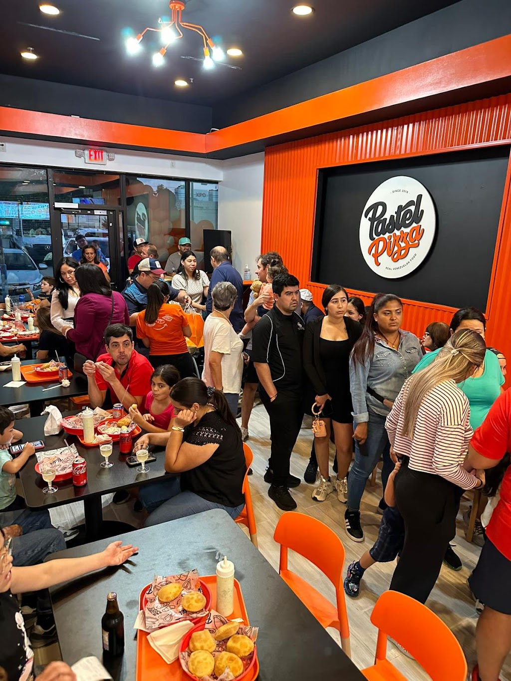 Pastel Pizza | restaurant | 1014 Wirt Rd #265, Houston, TX 77055, USA | 8325200057 OR +1 832-520-0057