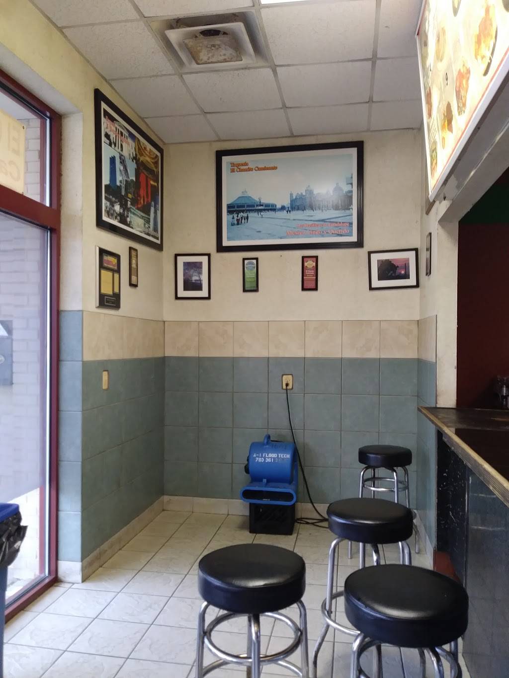 El Charrito Caminante | restaurant | 2710 Washington Blvd, Arlington, VA 22201, USA | 7033511177 OR +1 703-351-1177