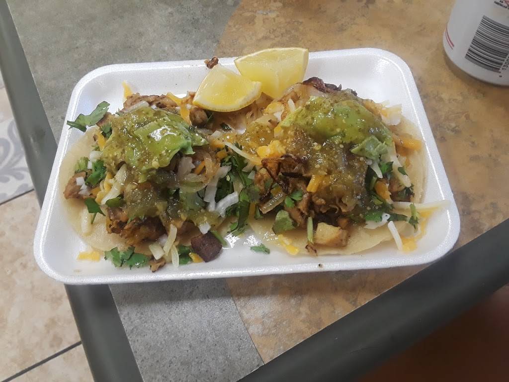 Krispy Krunchy Chicken | restaurant | 871 E Florida Ave, Hemet, CA 92543, USA | 9516521055 OR +1 951-652-1055
