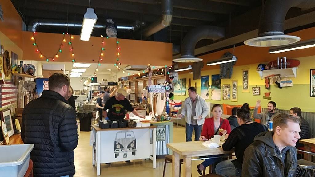 Longboards Wraps and Bowls | restaurant | 5415 Johnson Dr, Mission, KS 66205, USA | 9132362523 OR +1 913-236-2523