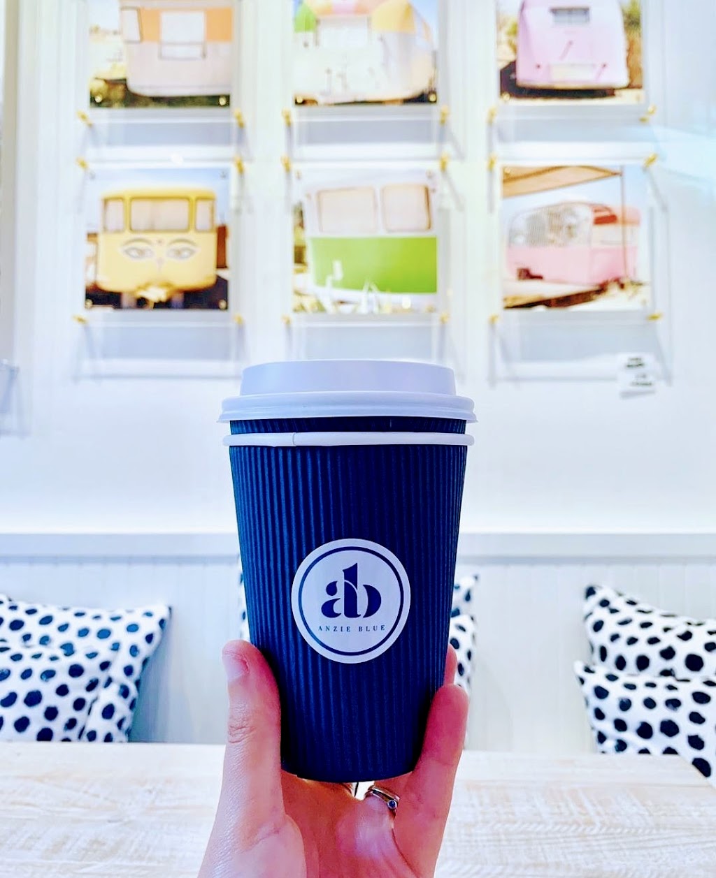 Anzie Blue | cafe | 2111 Belcourt Ave, Nashville, TN 37212, USA | 6158669545 OR +1 615-866-9545
