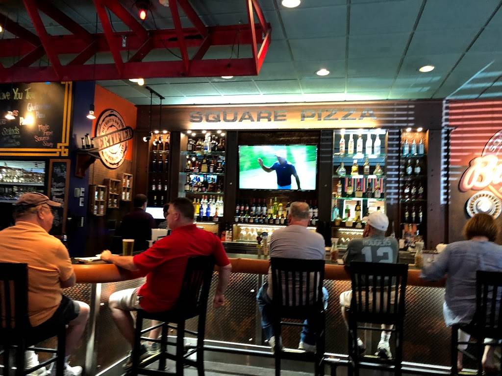 Buddys Pizza | restaurant | 22148 Michigan Ave, Dearborn, MI 48124, USA | 3135625900 OR +1 313-562-5900