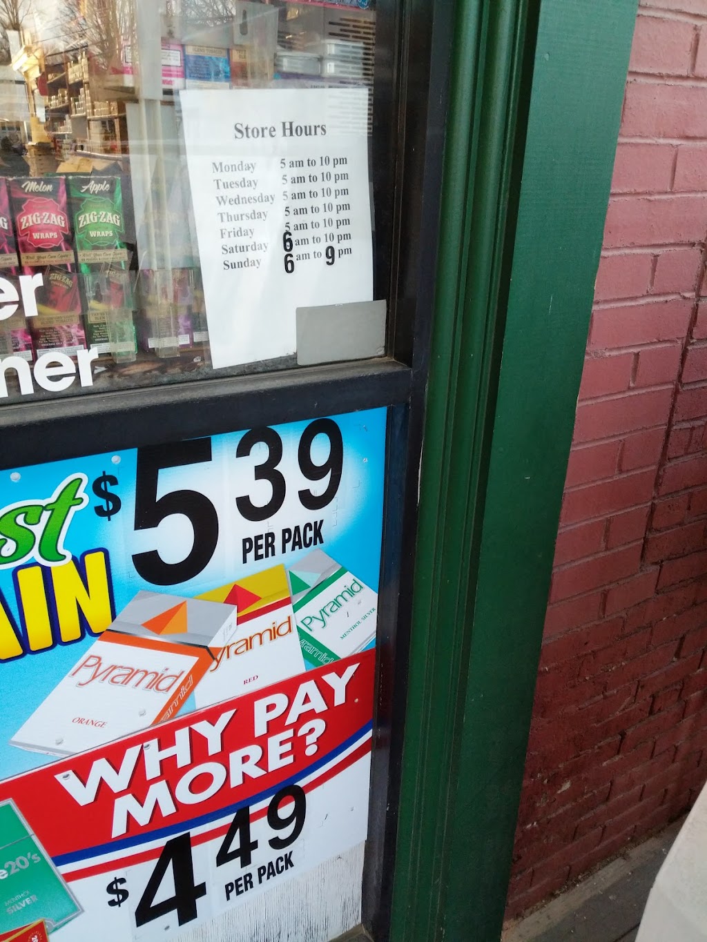 Rochester Food And beverages | restaurant | 62 Main St, Rochester, NH 03868, USA | 6033320049 OR +1 603-332-0049