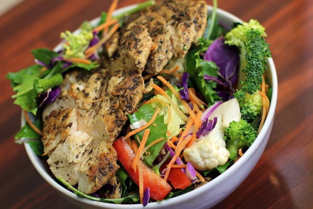 Daily Juice Cafe | restaurant | 500 W Canyon Ridge Dr Suite L150, Austin, TX 78753, USA | 5128528055 OR +1 512-852-8055