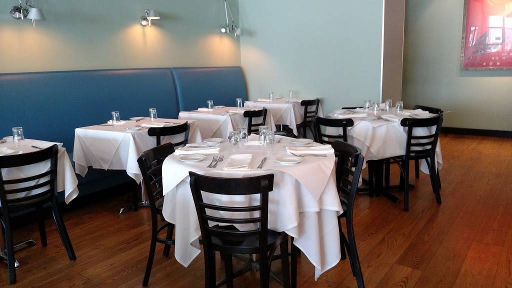 Noahs | restaurant | 136 Front St, Greenport, NY 11944, USA | 6314776720 OR +1 631-477-6720