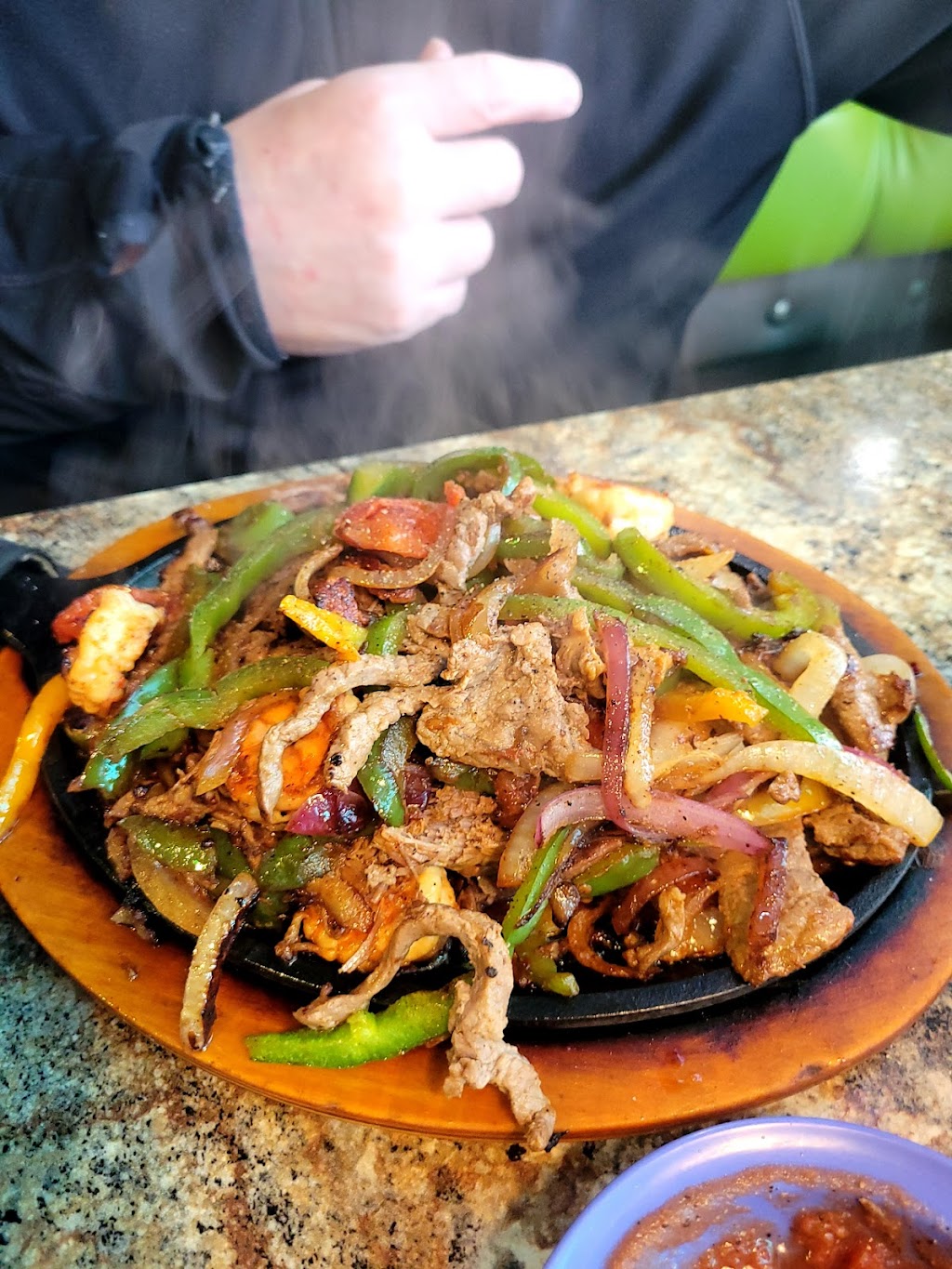 Villa Cantina | restaurant | 1580 Old Trolley Rd, Summerville, SC 29485, USA | 8438799668 OR +1 843-879-9668