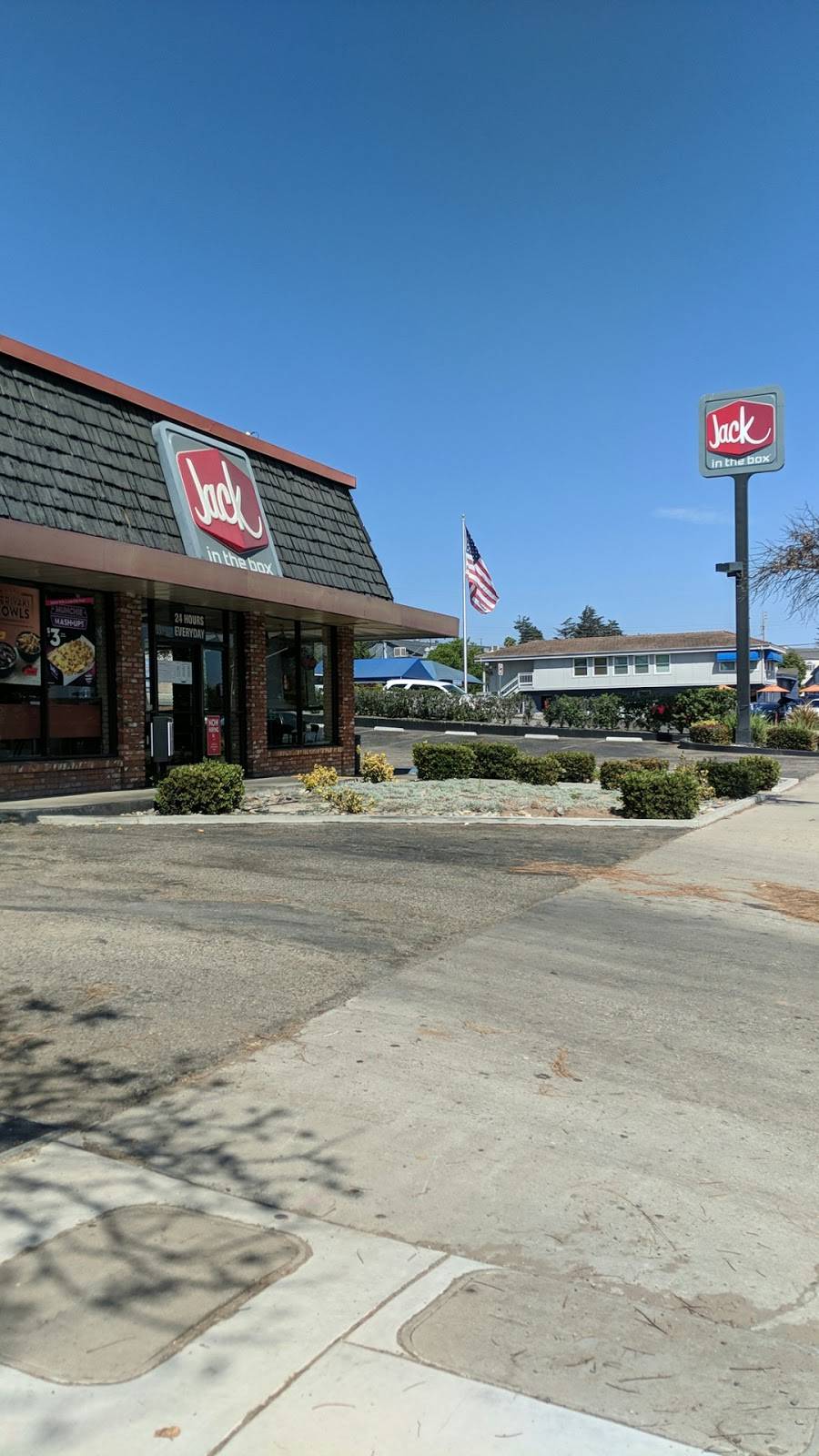 Jack in the Box | restaurant | 1208 E Grand Ave, Arroyo Grande, CA 93420, USA | 8054893668 OR +1 805-489-3668
