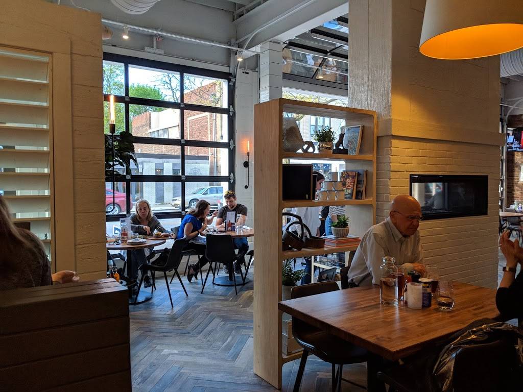 Lindeys Lake House Lakewood | restaurant | 15625 Detroit Ave, Lakewood, OH 44107, USA | 2163039699 OR +1 216-303-9699