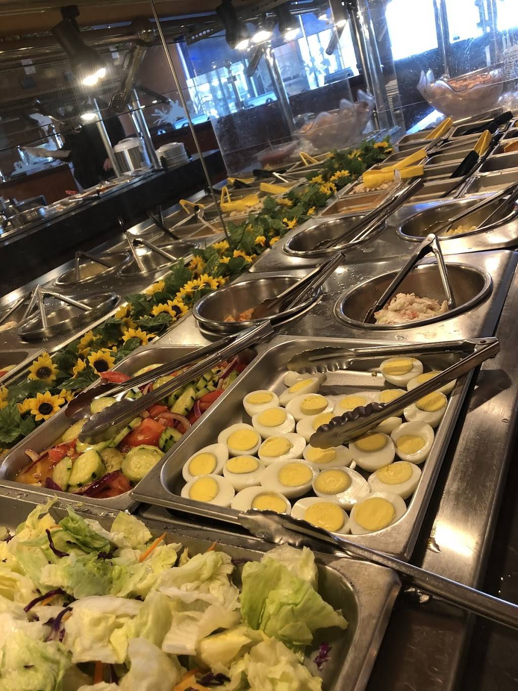 Golden Buffet | restaurant | 979 S Saginaw Rd, Midland, MI 48640, USA | 9896339888 OR +1 989-633-9888