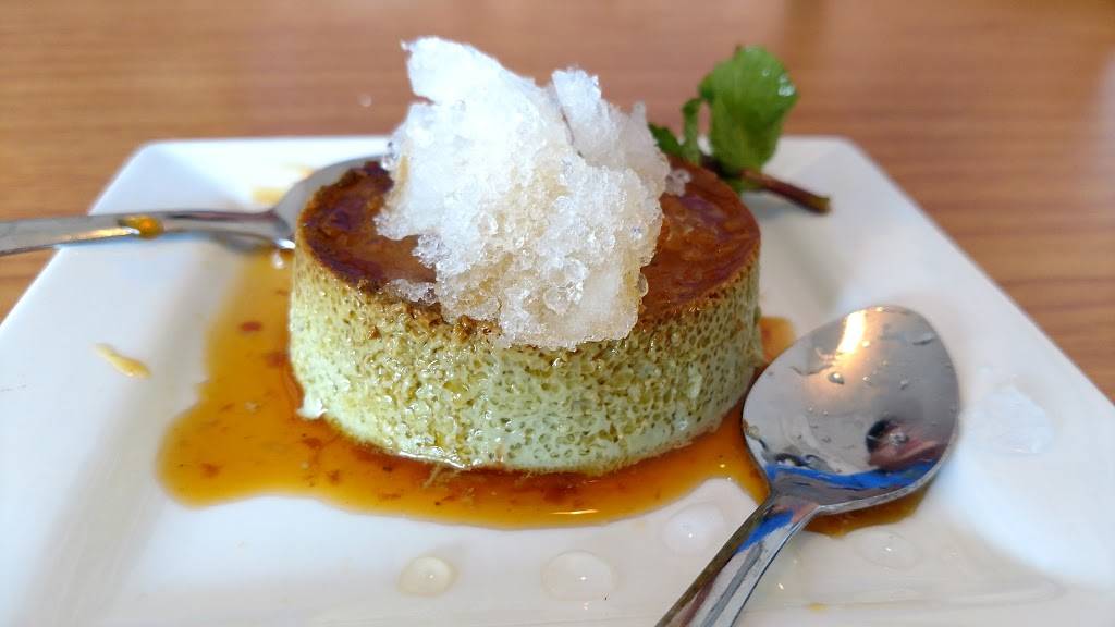 Pho & Roll Restaurant | restaurant | 3334 Curry Ford Rd, Orlando, FL 32806, USA | 4079306267 OR +1 407-930-6267