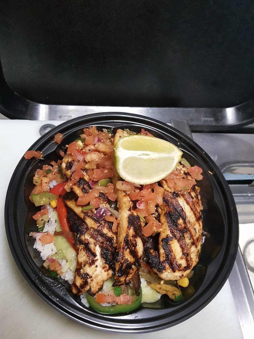 Baja Fresh | restaurant | 8101 E Brundage Ln, Bakersfield, CA 93307, USA | 6613660666 OR +1 661-366-0666