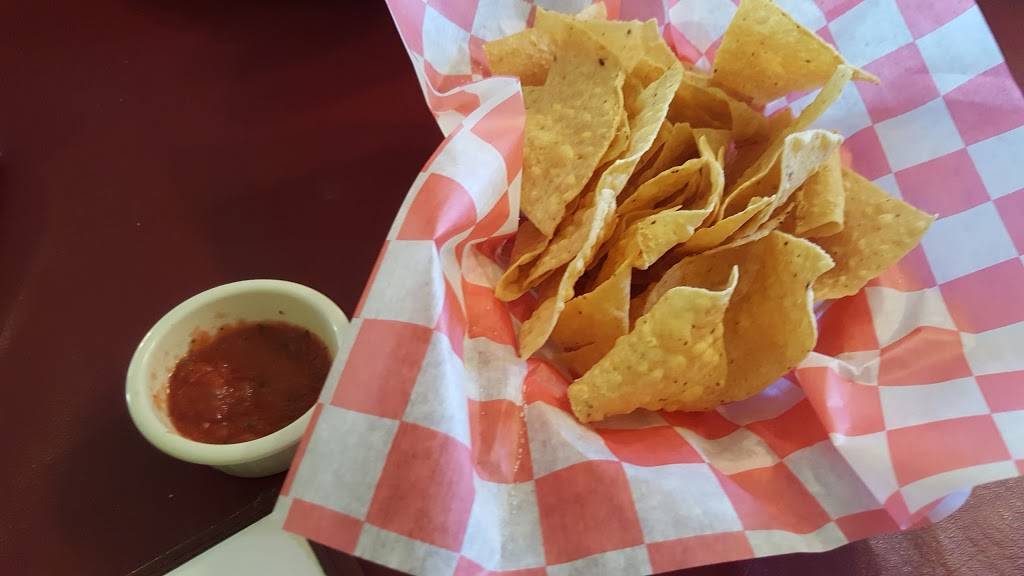 Lalas Mexican Food | restaurant | 1649 Farm to Market 1001, Mt Pleasant, TX 75455, USA | 9035750229 OR +1 903-575-0229