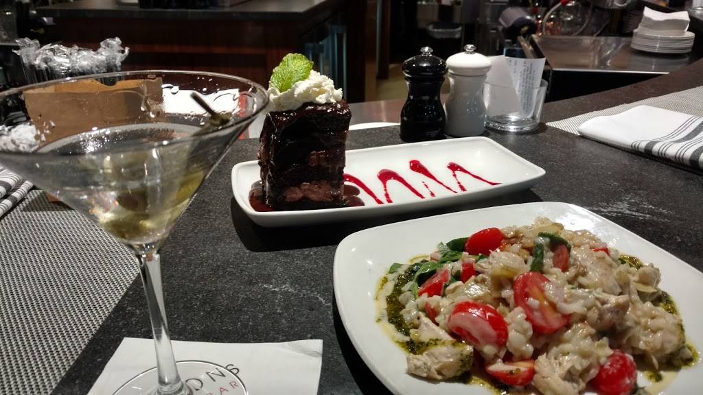 Burtons Grill & Bar | restaurant | 21434 Epicerie Plaza, Sterling, VA 20164, USA | 5716655700 OR +1 571-665-5700