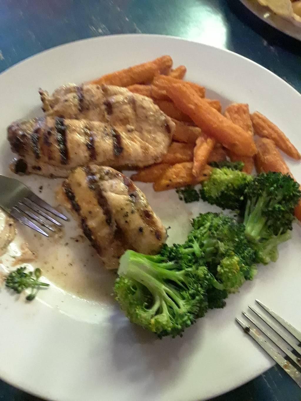 Joes Crab Shack | restaurant | 3825 I-10, Beaumont, TX 77705, USA | 4098424433 OR +1 409-842-4433