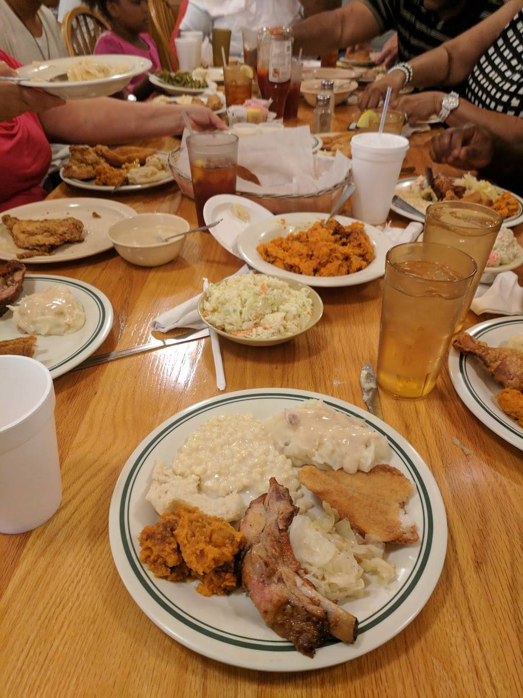 The Farmers Daughter | restaurant | 7700 Erwin Hwy, Chuckey, TN 37641, USA | 4232574650 OR +1 423-257-4650