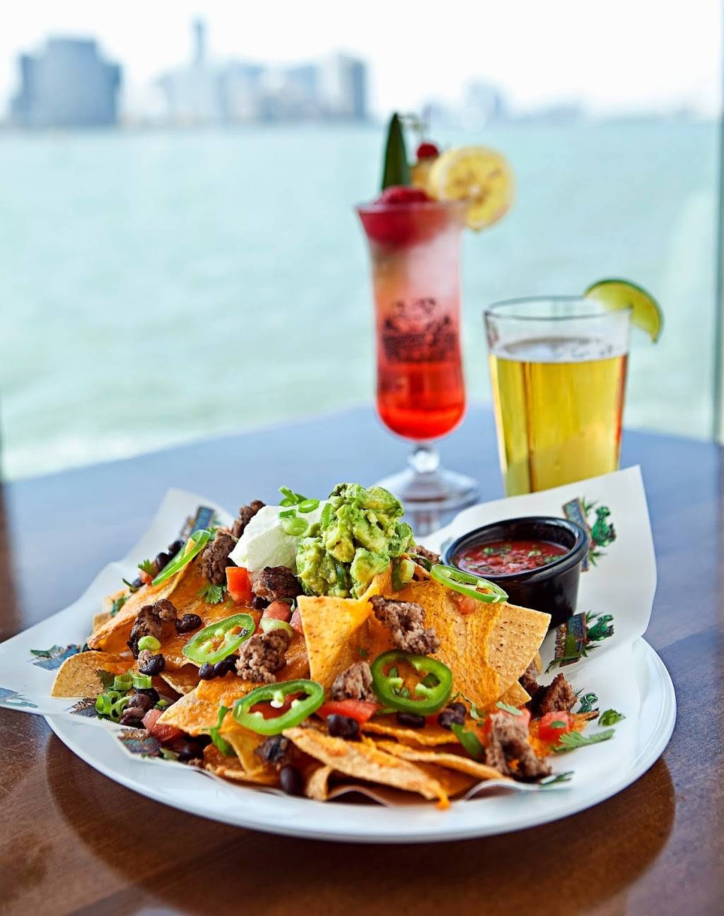 Whiskey Joes | restaurant | 3301 Rickenbacker Causeway, Key Biscayne, FL 33149, USA | 3054236590 OR +1 305-423-6590