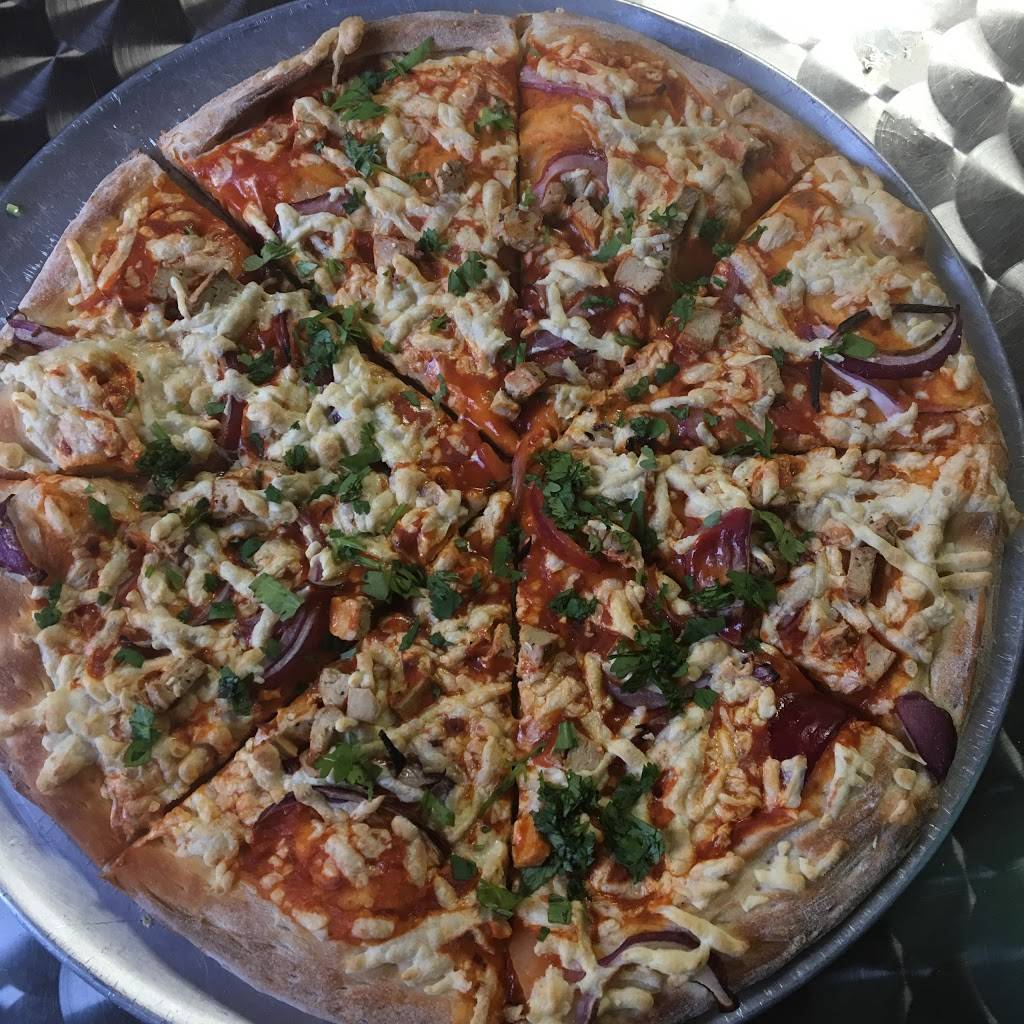 Cruzer Pizza | meal delivery | 5503, 4449 Prospect Ave, Los Angeles, CA 90027, USA | 3236660600 OR +1 323-666-0600