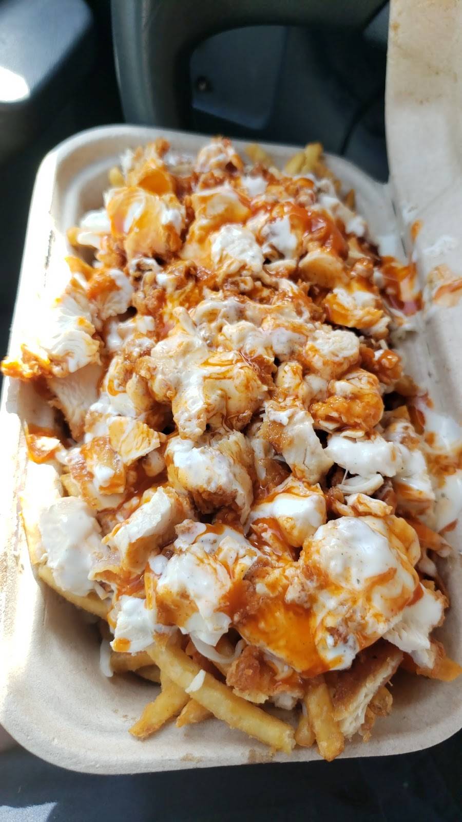 Kikis Chicken Place FOLSOM | restaurant | 313 Iron Point Rd, Folsom, CA 95630, USA | 9162940052 OR +1 916-294-0052