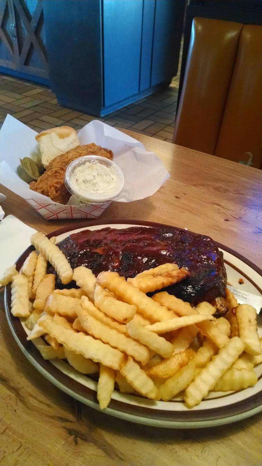 Richards Chicken & Ribs | restaurant | 900 W Rollins Rd, Round Lake Beach, IL 60073, USA | 8475466900 OR +1 847-546-6900