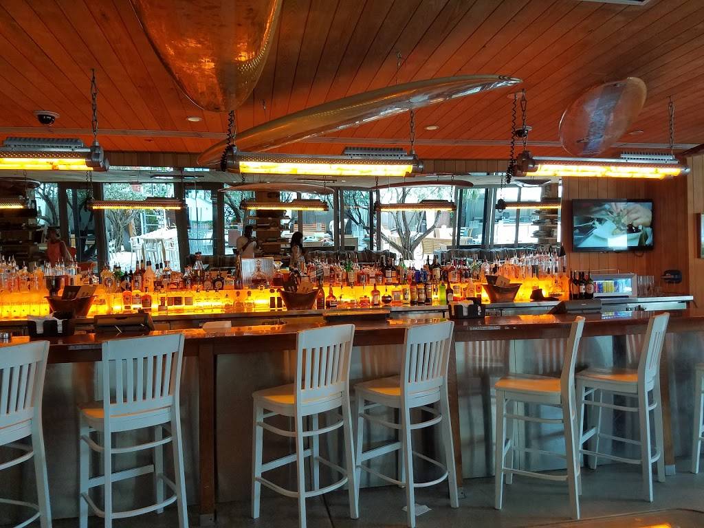 Hyde Beach | night club | 1701 Collins Ave, Miami Beach, FL 33139, USA | 3054552990 OR +1 305-455-2990