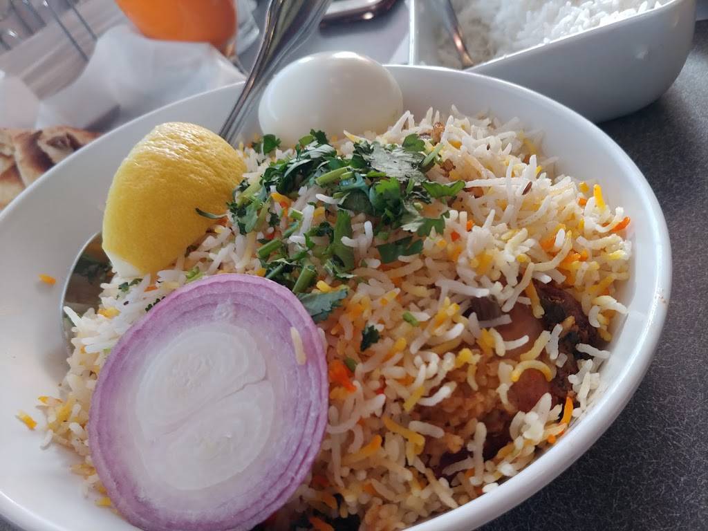 Curry Leaf Indian Cuisine | restaurant | 2222 44th St SE, Grand Rapids, MI 49508, USA | 6162814452 OR +1 616-281-4452