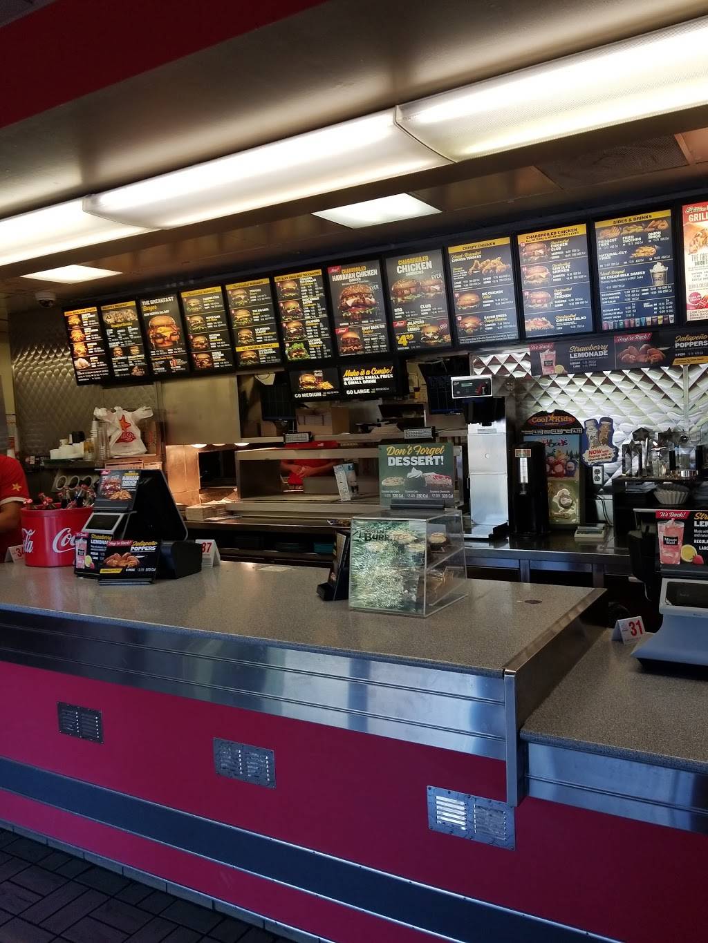 Carls Jr. / Green Burrito | restaurant | 1000 Farmers Ln, Santa Rosa, CA 95405, USA | 7075712001 OR +1 707-571-2001