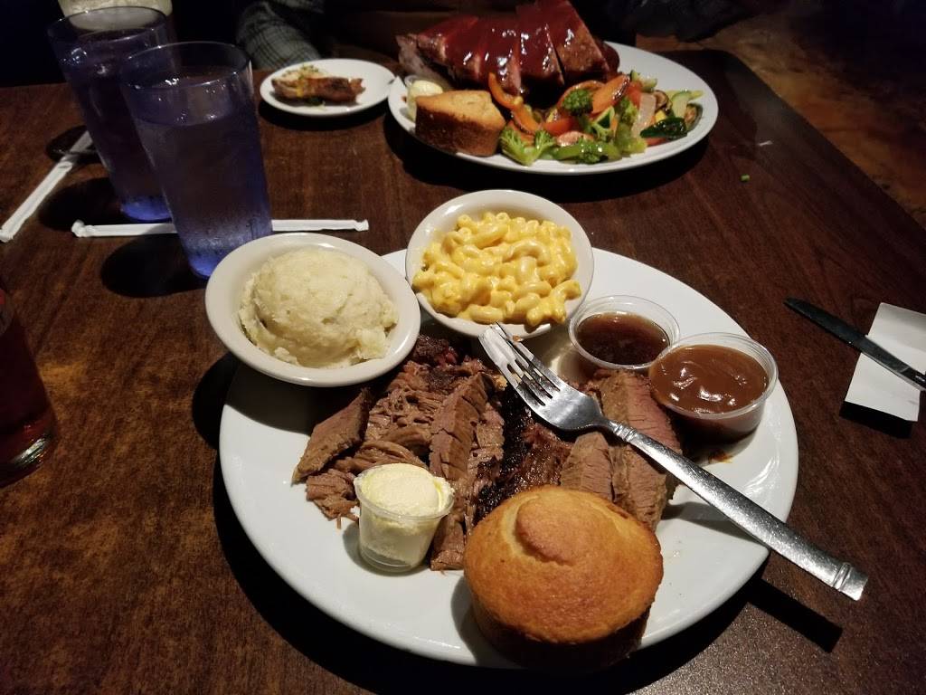Sierra Grill Smokehouse | restaurant | 2515 Grass Valley Hwy, Auburn, CA 95603, USA | 5308237600 OR +1 530-823-7600
