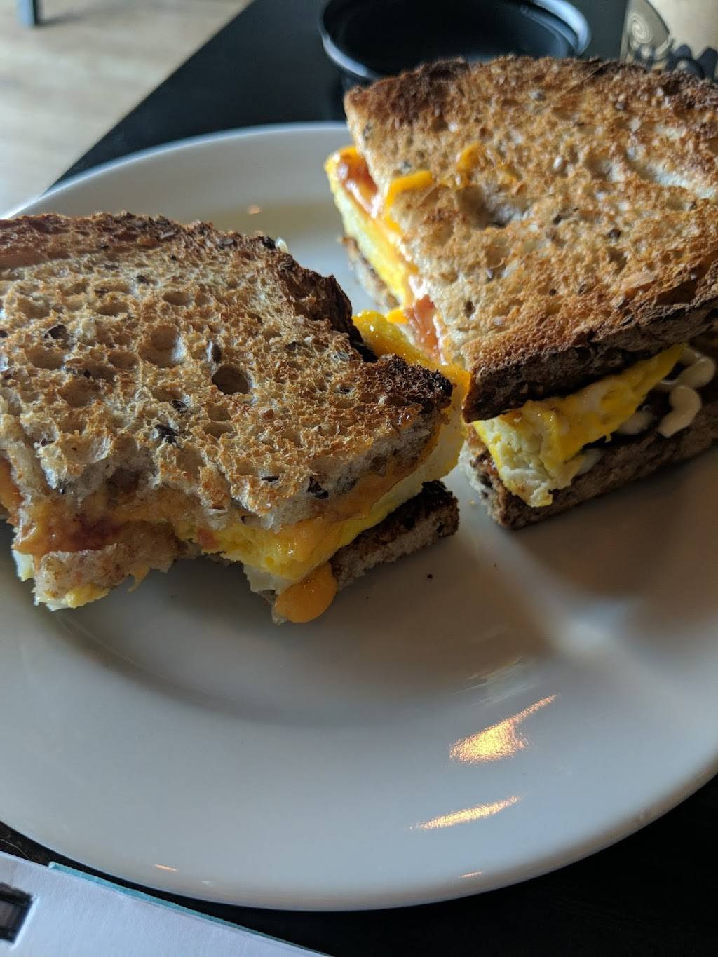 Cafe Americano | cafe | 4003 Wilshire Blvd, Los Angeles, CA 90005, USA | 2134273637 OR +1 213-427-3637