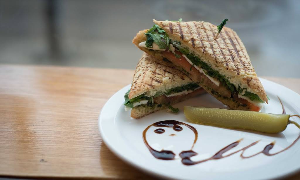 Purple Penguin Cafe | cafe | 889 Queen St E, Toronto, ON M4M 1J4, Canada | 4164658448 OR +1 416-465-8448