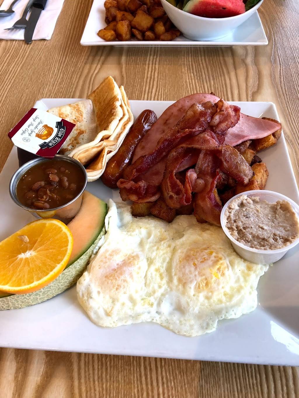 EGGSPRESS DORVAL DÉJEUNER & DINER | restaurant | 940 Chemin Herron, Dorval, QC H9S 1B3, Canada | 5145383400 OR +1 514-538-3400