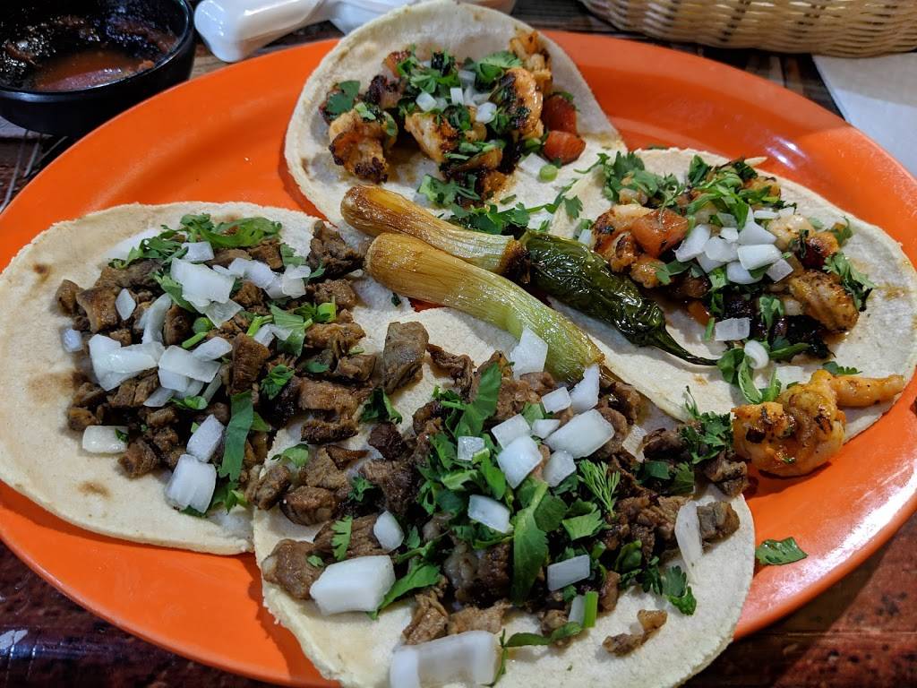 El Taco Veloz | restaurant | 6701 N Tryon St, Charlotte, NC 28213, USA | 7049215721 OR +1 704-921-5721
