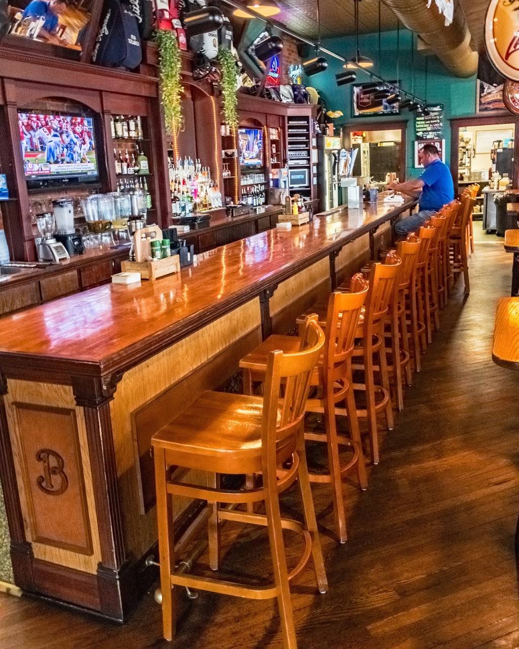 Bags Sports Pub | restaurant | 88 E Jackson St, Millersburg, OH 44654, USA | 3306740279 OR +1 330-674-0279