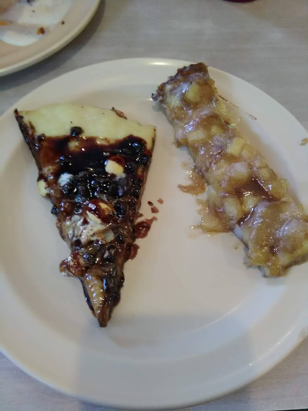 Pizza Plus | restaurant | 2603 Sullivan Gardens Pkwy, Kingsport, TN 37660, USA | 4233495565 OR +1 423-349-5565