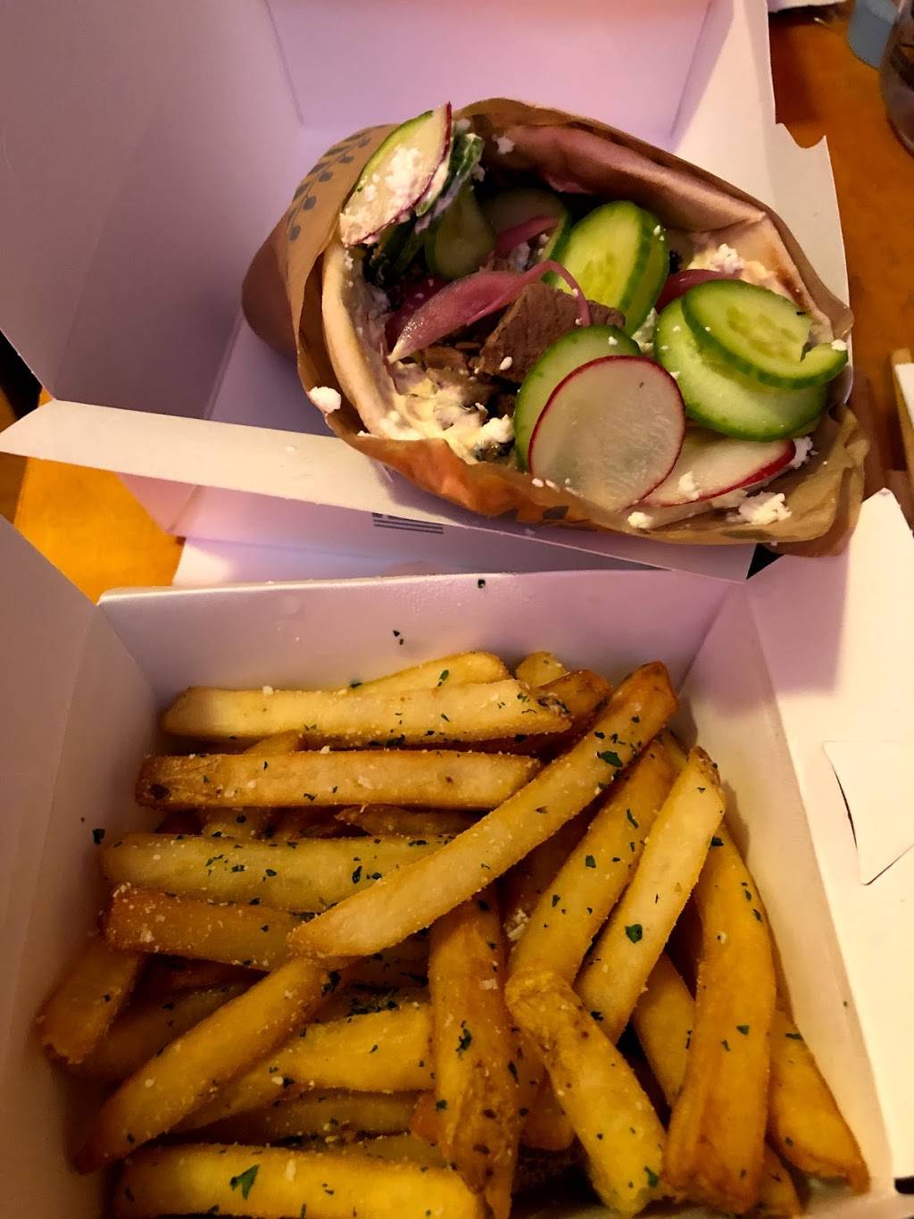 Souvla | restaurant | 2272 Chestnut St, San Francisco, CA 94123, USA | 4154005458 OR +1 415-400-5458