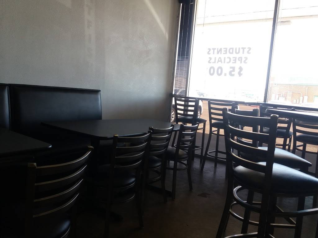 WINGS-N-RINGS | restaurant | 111 S Cedar Ridge Dr #113, Duncanville, TX 75116, USA | 9722833366 OR +1 972-283-3366