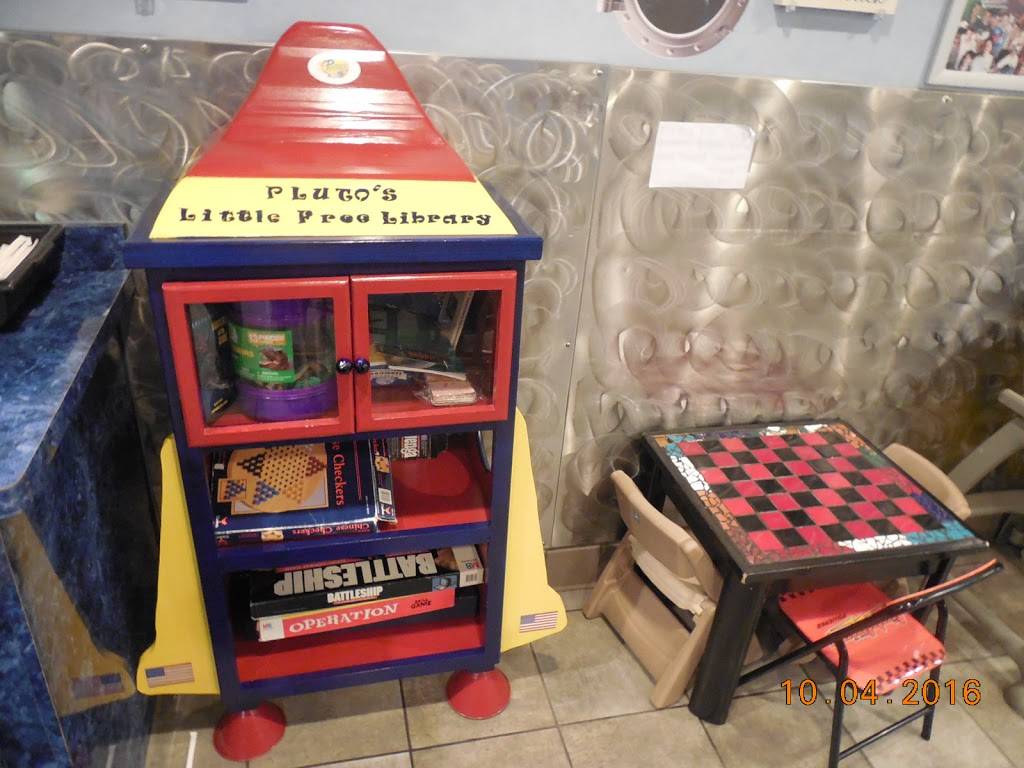 Plutos | restaurant | 10341 S Cicero Ave, Oak Lawn, IL 60453, USA | 7084252222 OR +1 708-425-2222