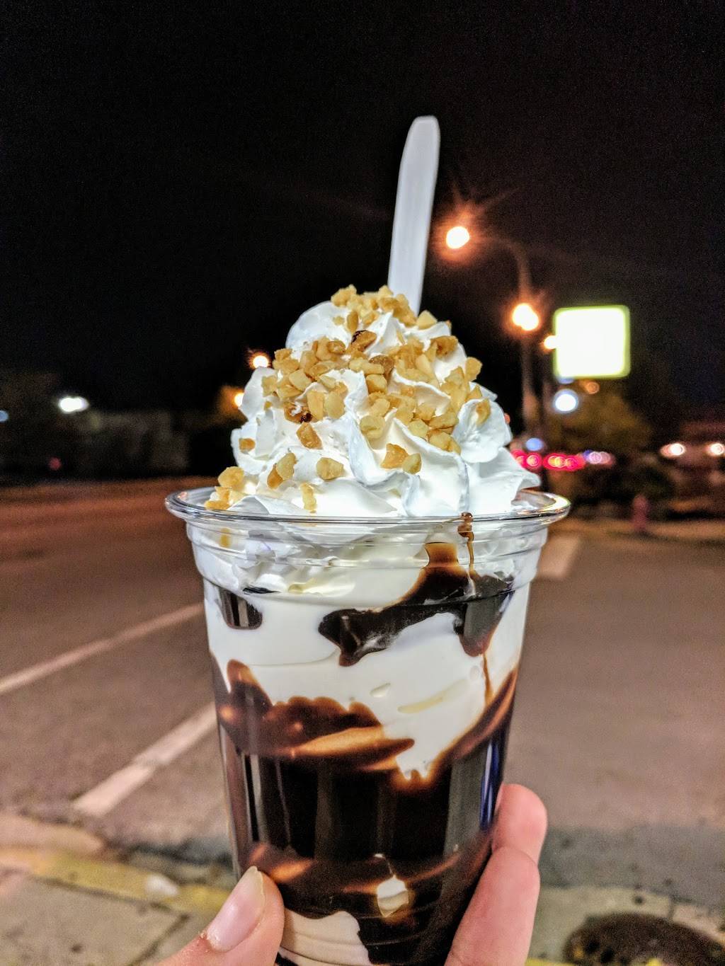 Premos Drive In | restaurant | 5540 95th St, Oak Lawn, IL 60453, USA | 7084238282 OR +1 708-423-8282