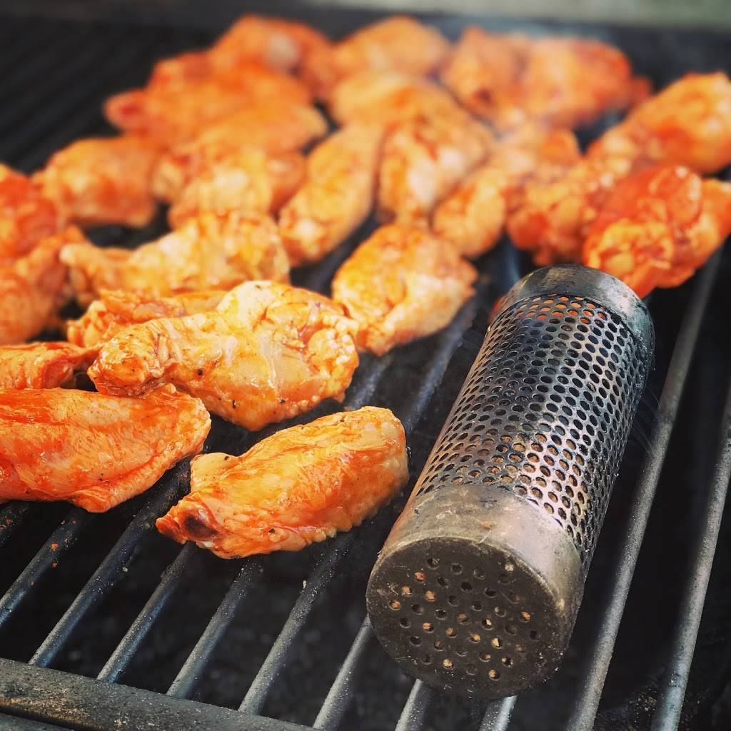 Dudes Barbecue | restaurant | 3290 McCowans Ferry Rd, Versailles, KY 40383, USA | 4049361051 OR +1 404-936-1051