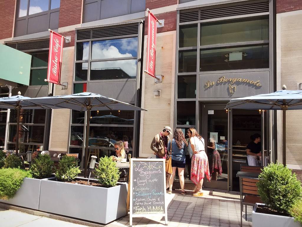 La Bergamote | restaurant | 515 W 52nd St, New York, NY 10019, USA | 2125862429 OR +1 212-586-2429
