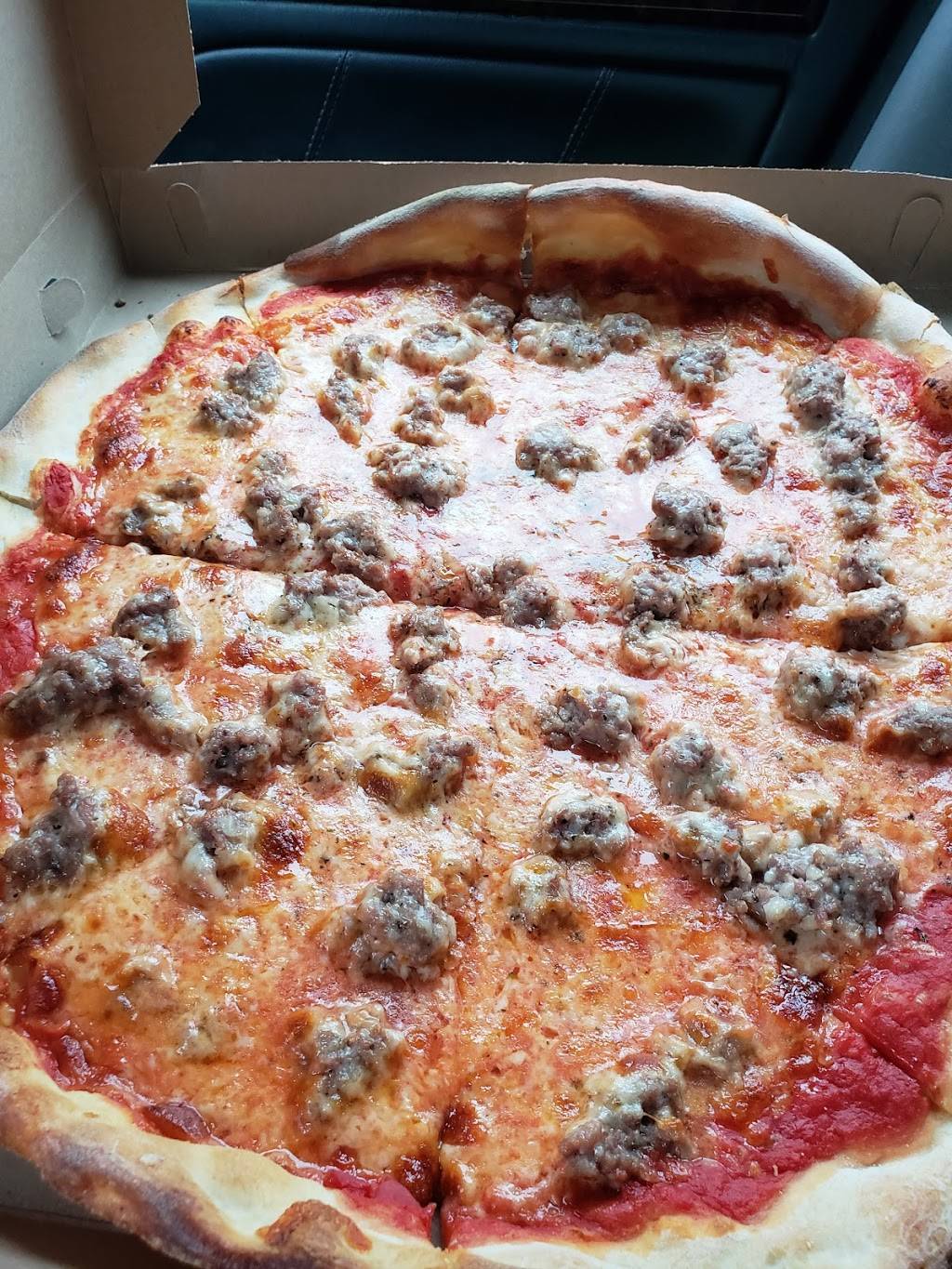 Louie & Ernies Pizza | restaurant | 1300 Crosby Ave, Bronx, NY 10461, USA | 7188296230 OR +1 718-829-6230