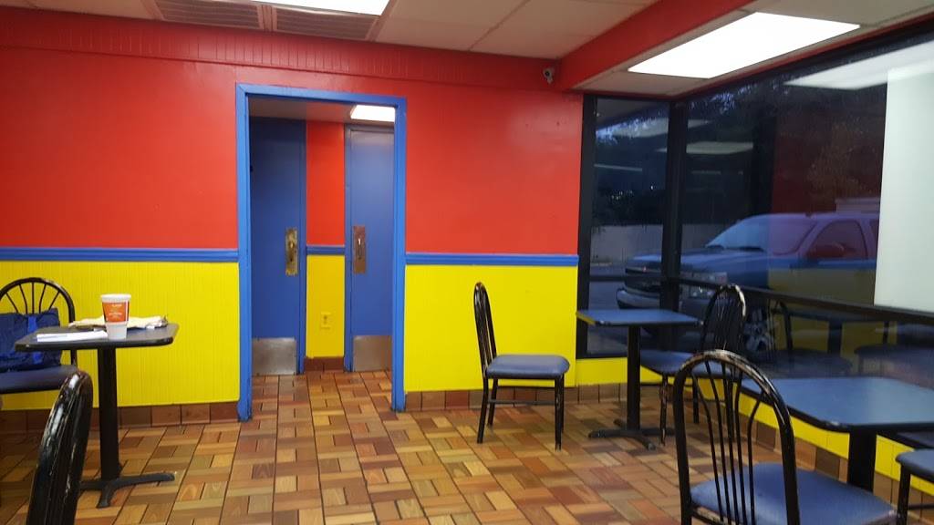 Churchs Chicken | restaurant | 7116 Two Notch Rd, Columbia, SC 29223, USA | 8038285856 OR +1 803-828-5856